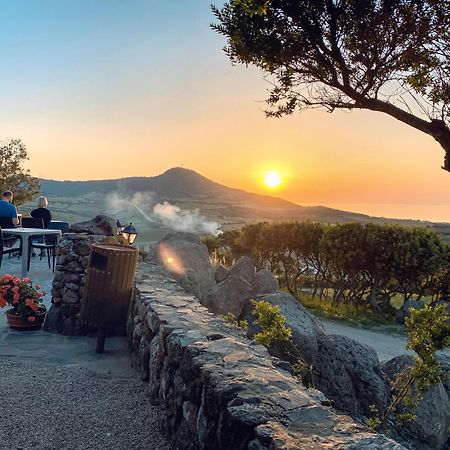 Agriturismo Monte Istulargiu Valledoria  Luaran gambar