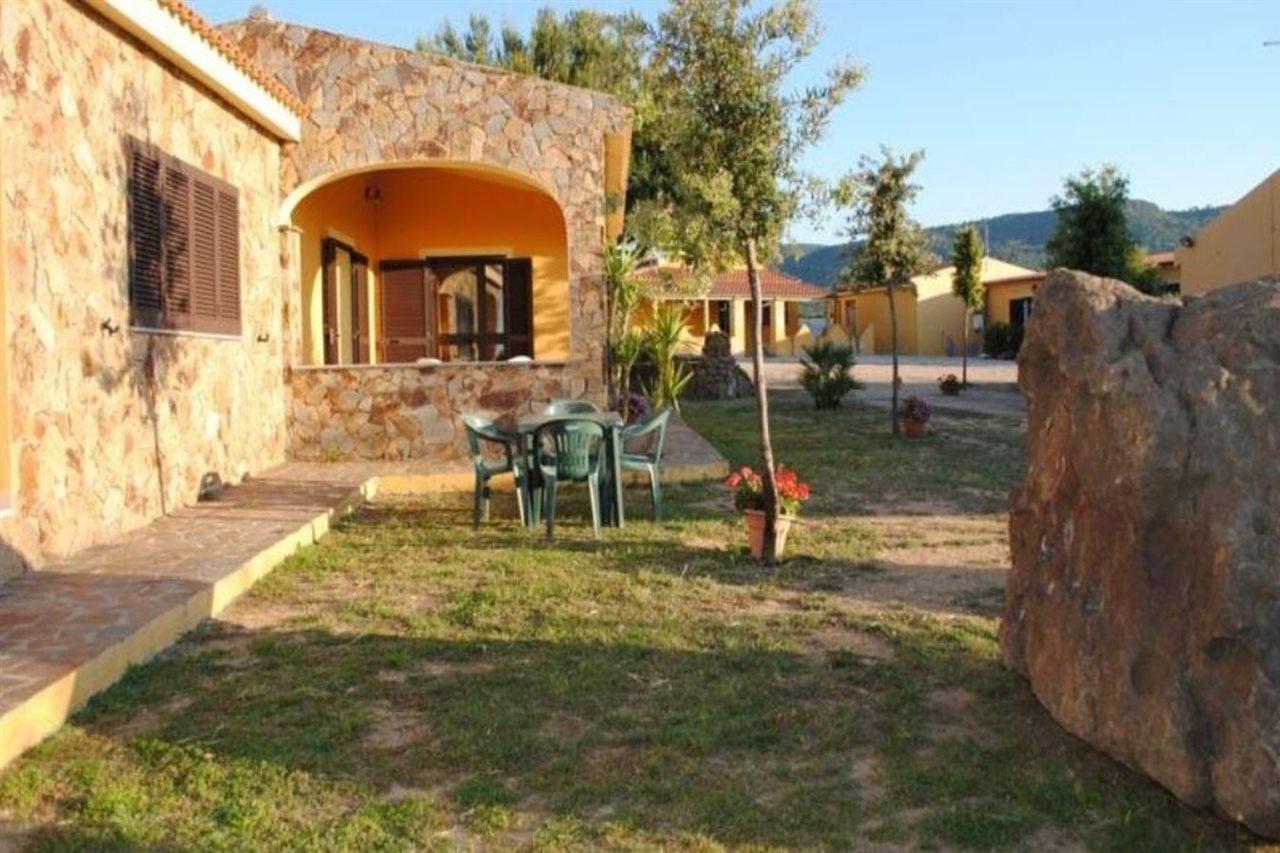 Agriturismo Monte Istulargiu Valledoria  Luaran gambar