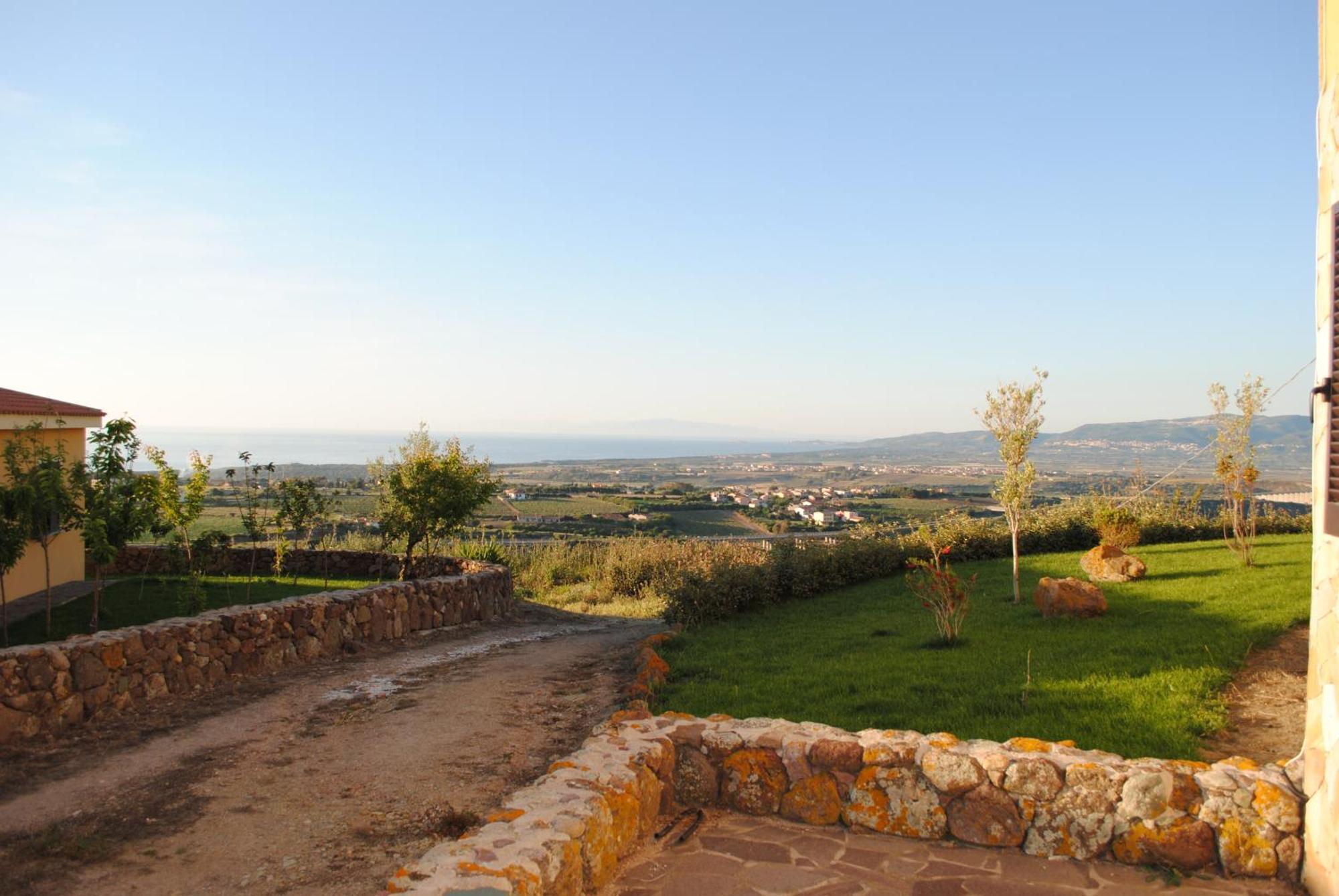Agriturismo Monte Istulargiu Valledoria  Luaran gambar
