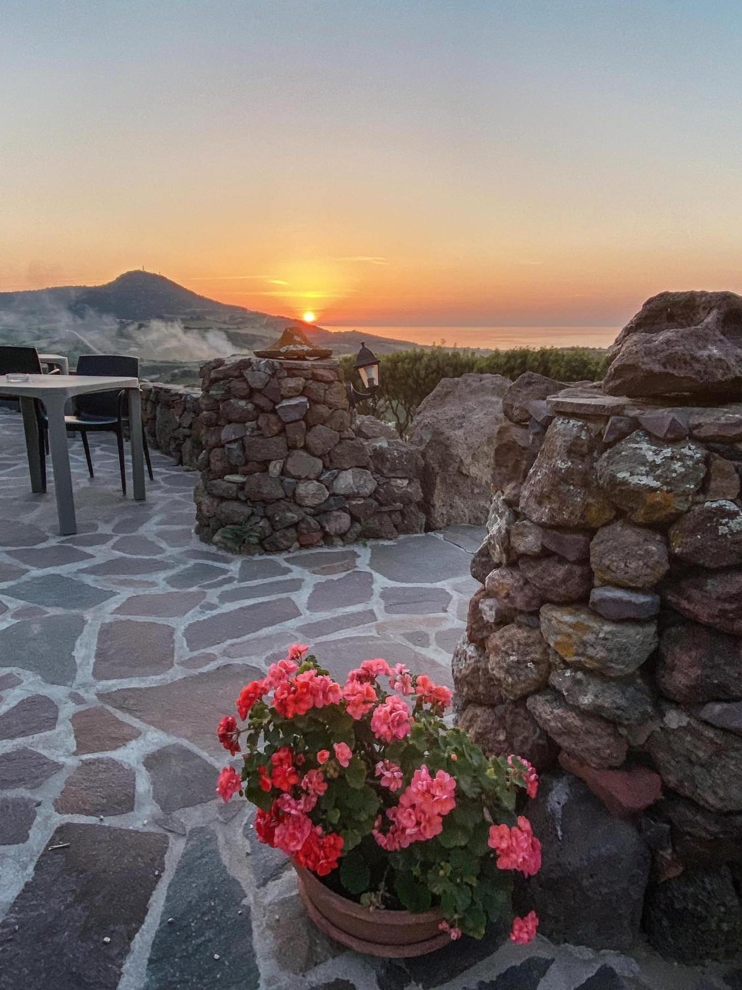 Agriturismo Monte Istulargiu Valledoria  Luaran gambar